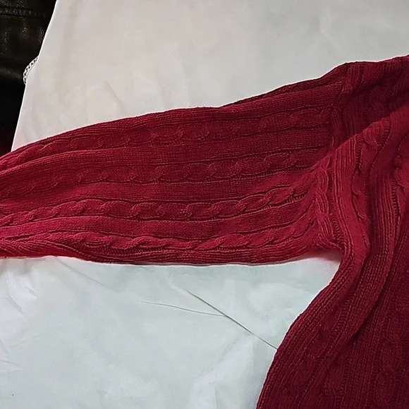 Vintage Red Sweater - Picture 8 of 14